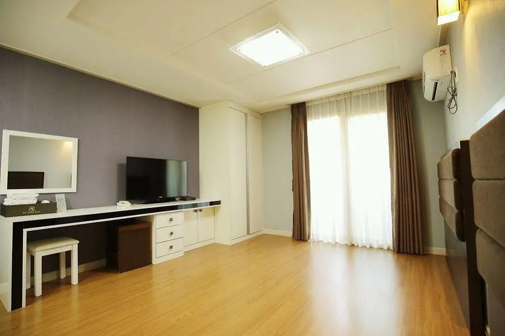 Jeju Airport Hotel
